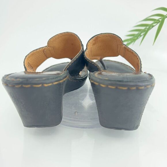 Born Women's Sandal Size 8 Wedge Heel Slide Black Leather Slip On Shoe Thong - Picture 9 of 14